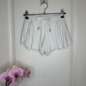 Liberty Pro Chic White Skorts for Kids (YS)